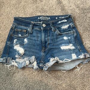 Arizona Jean Co, Blue ripped Jean shorts